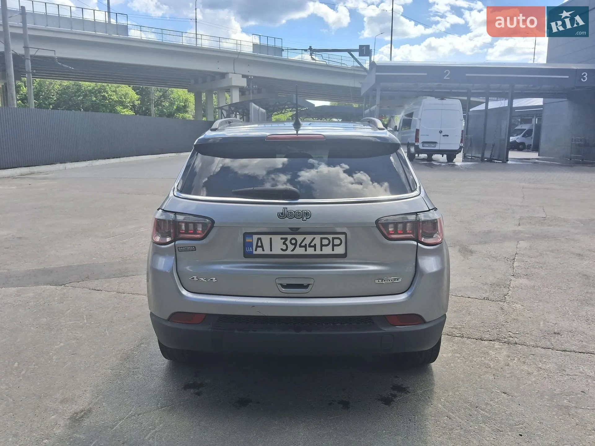 2017 Jeep Compass - мініатюра 2