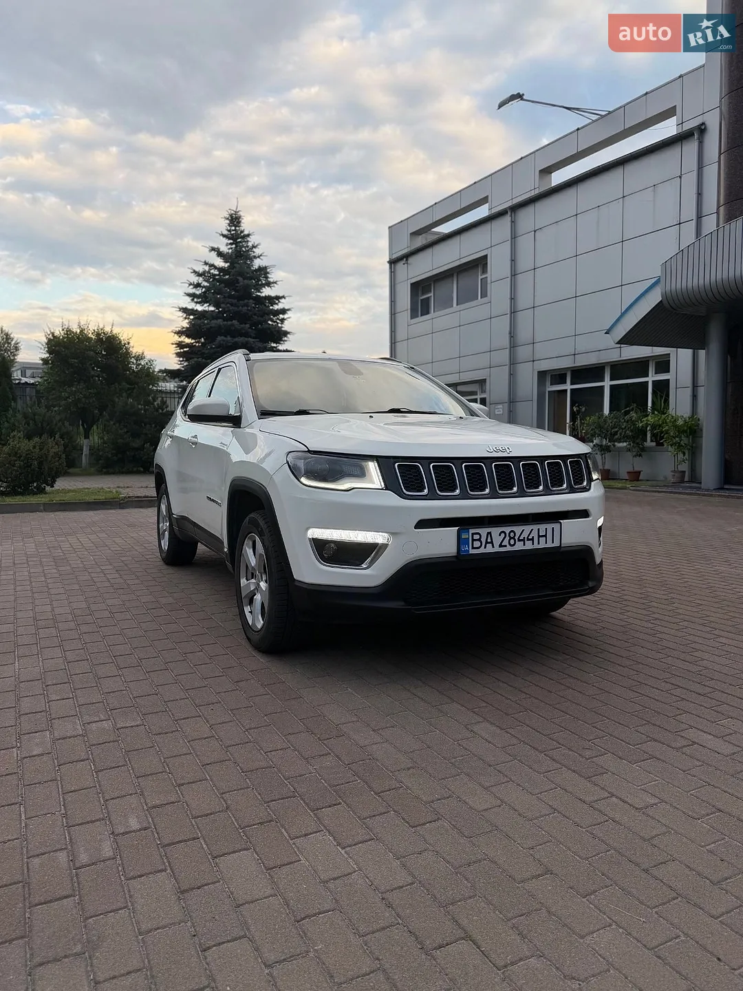 2018 Jeep Compass - мініатюра 3