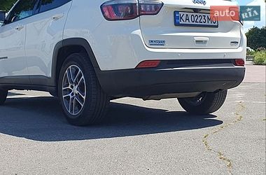 Позашляховик / Кросовер Jeep Compass 2017 в Києві