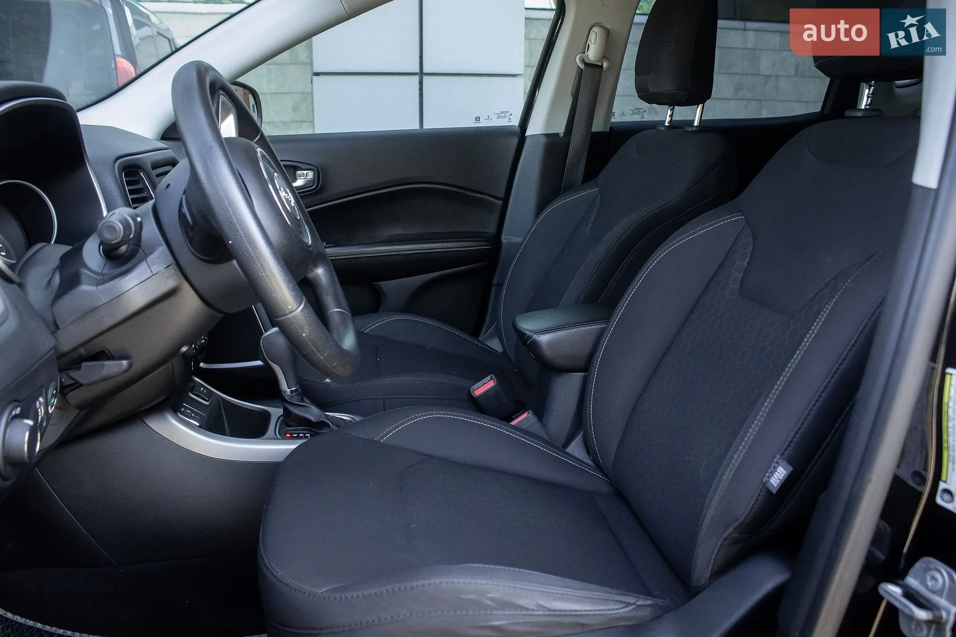 2017 Jeep Compass - мініатюра 10
