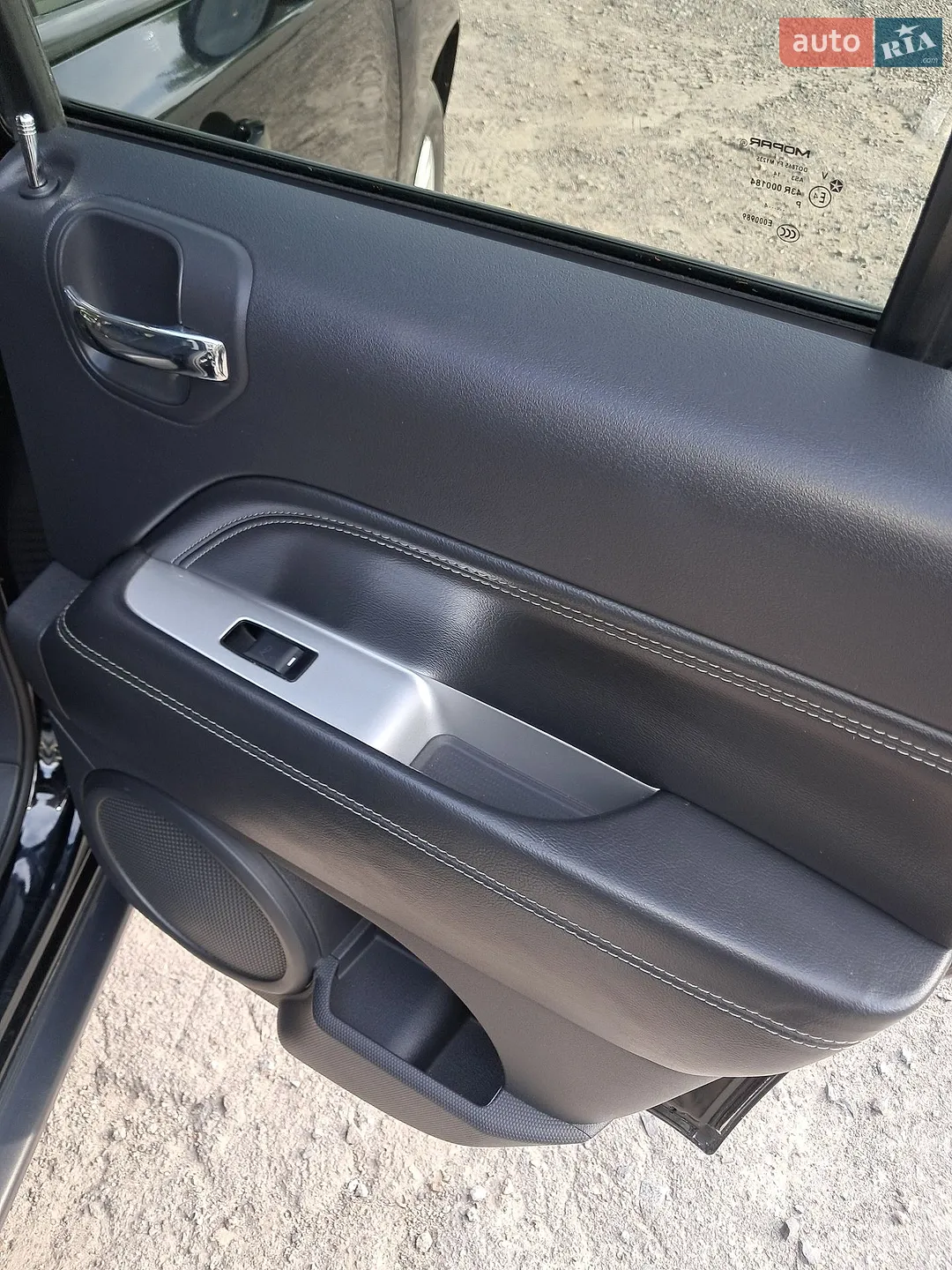 2014 Jeep Compass - мініатюра 28