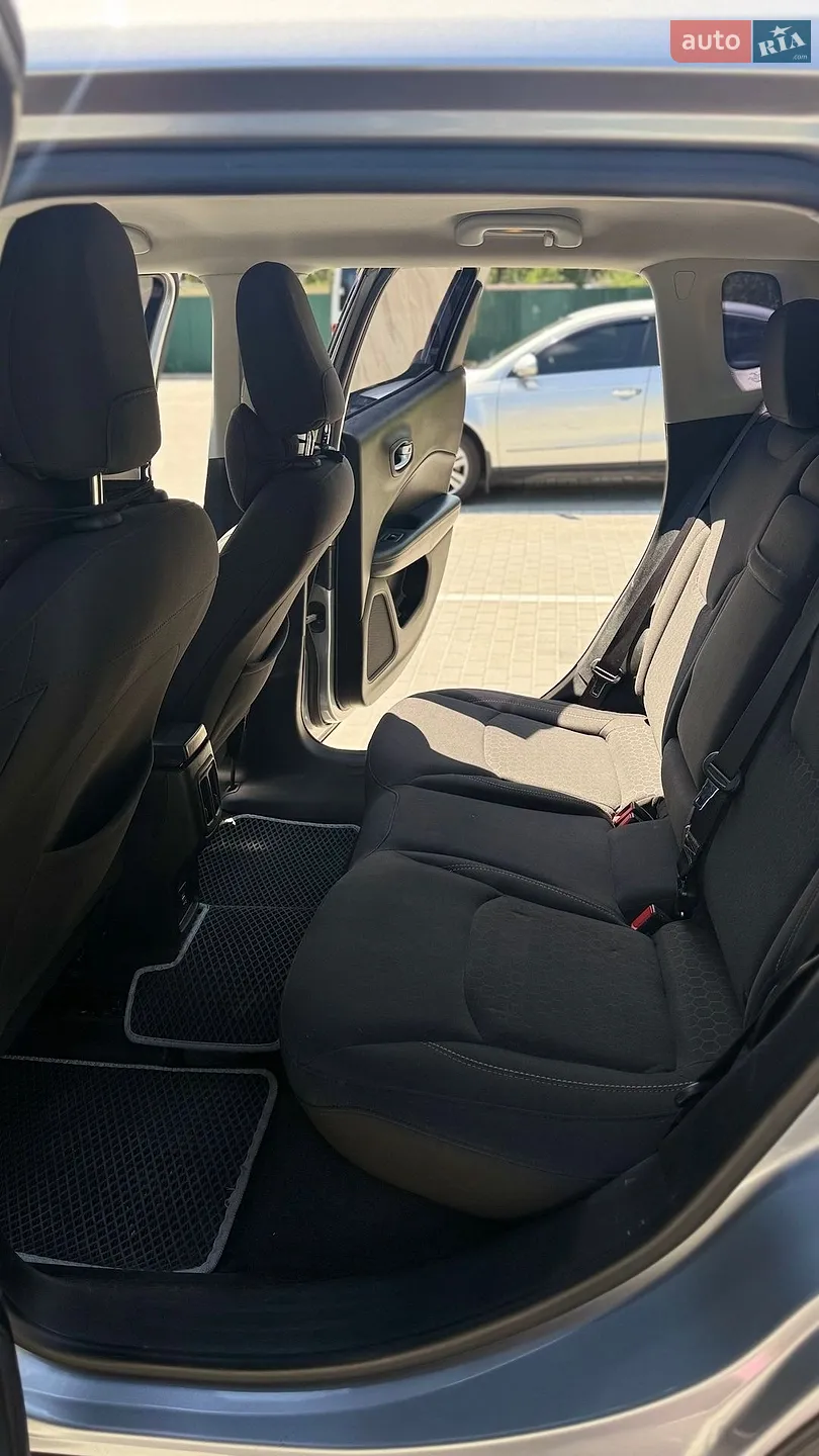2018 Jeep Compass - мініатюра 9
