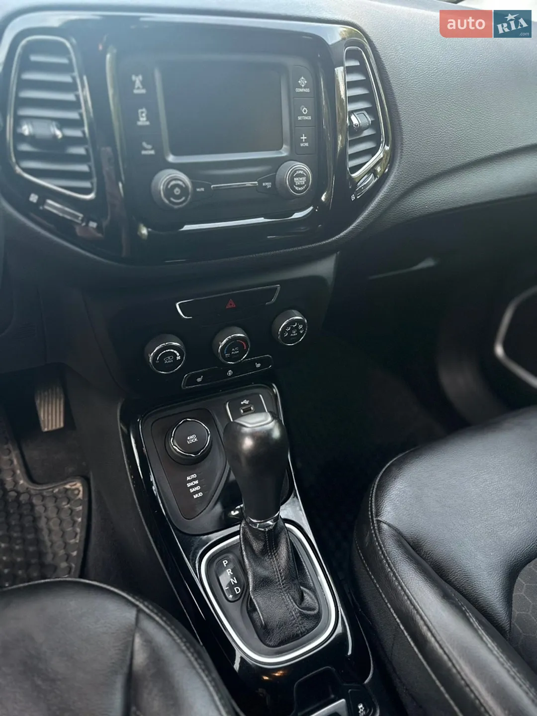 2018 Jeep Compass - мініатюра 15