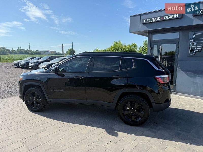 Внедорожник / Кроссовер Jeep Compass 2018 в Ровно