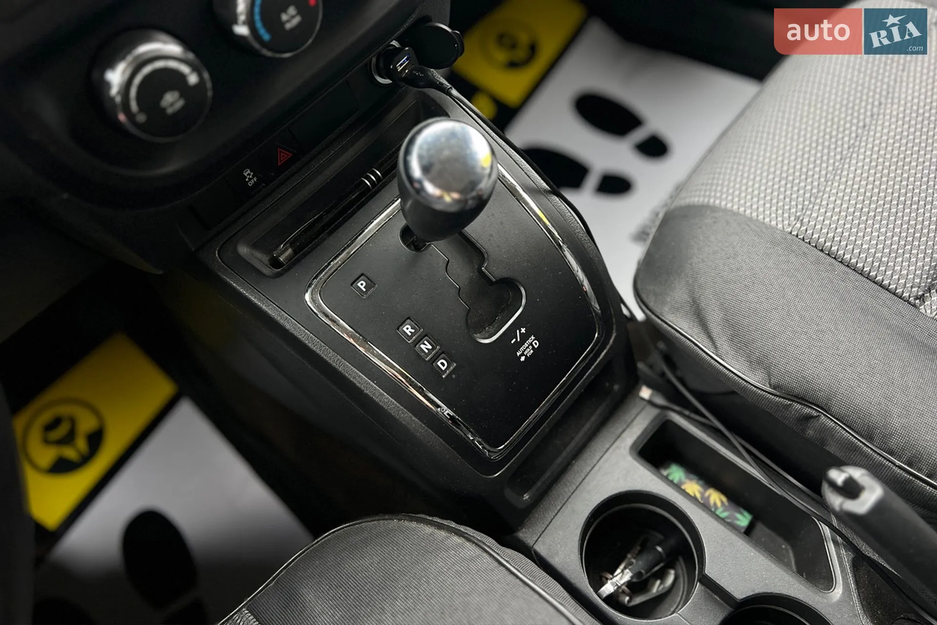 2016 Jeep Compass - мініатюра 17