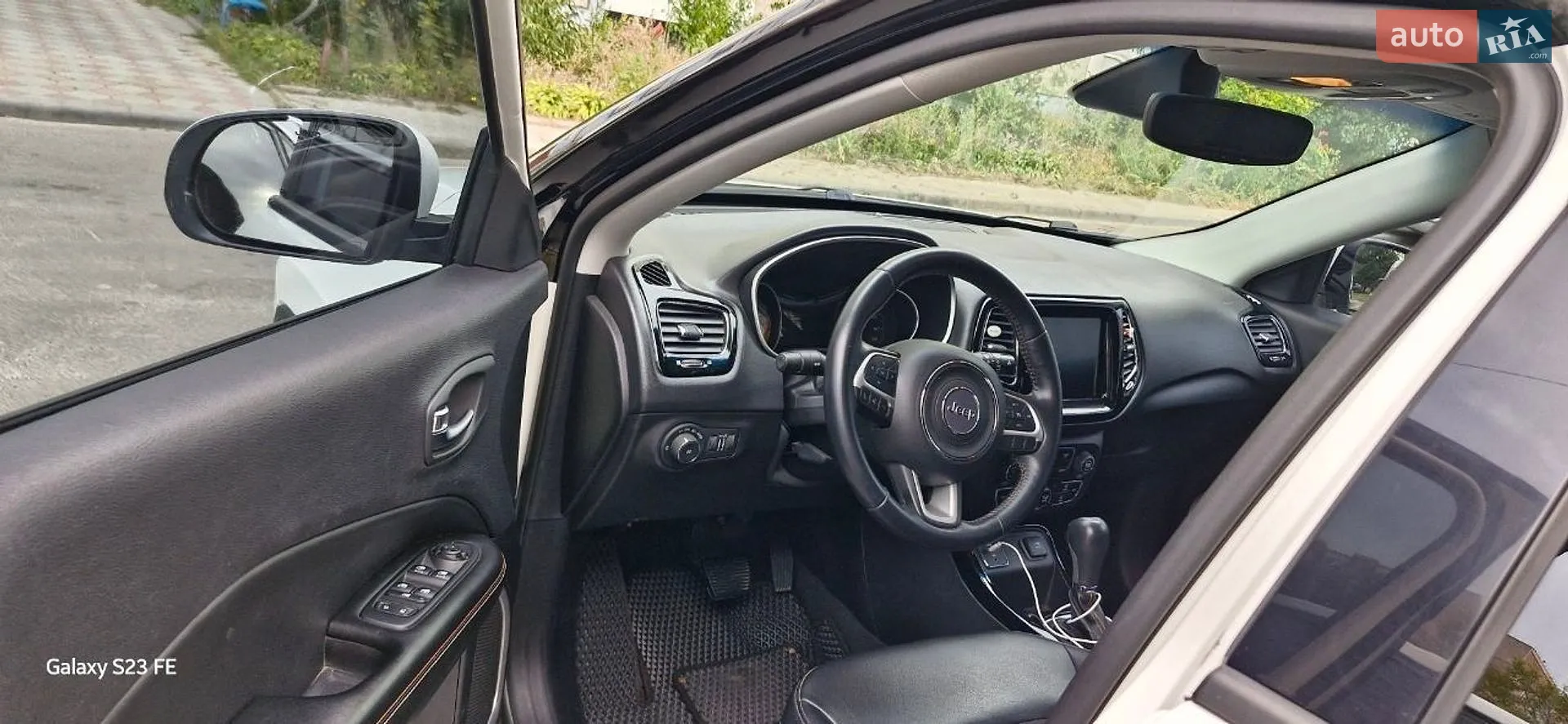 2017 Jeep Compass - мініатюра 11