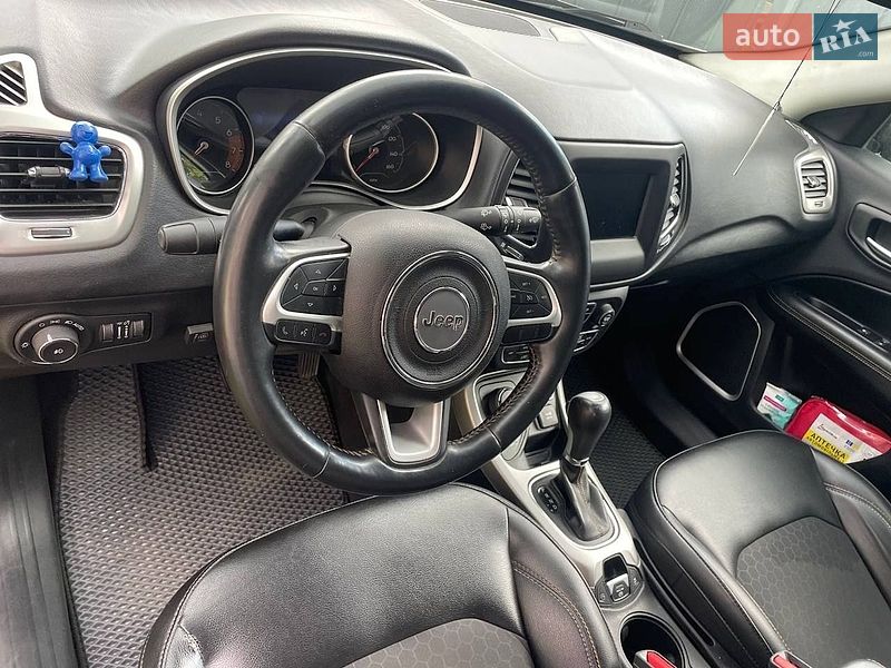 Внедорожник / Кроссовер Jeep Compass 2018 в Киеве