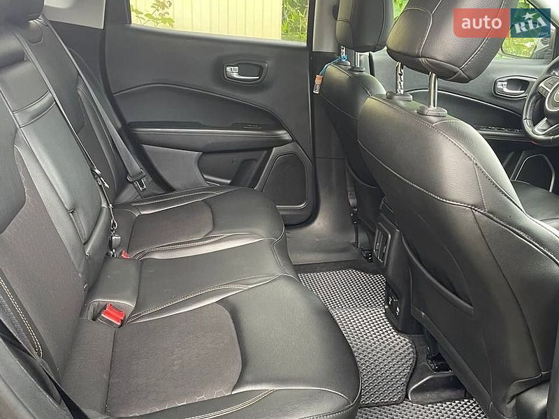 Внедорожник / Кроссовер Jeep Compass 2018 в Киеве