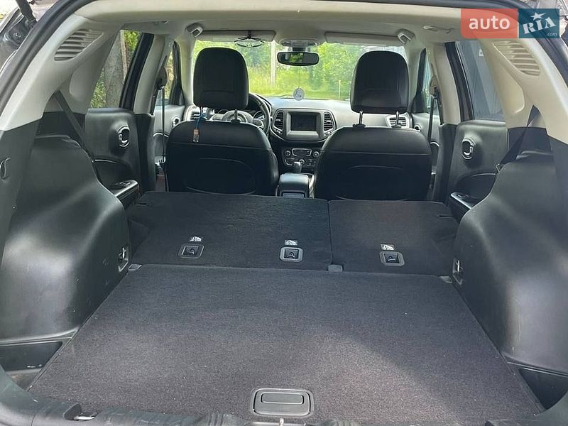 Внедорожник / Кроссовер Jeep Compass 2018 в Киеве