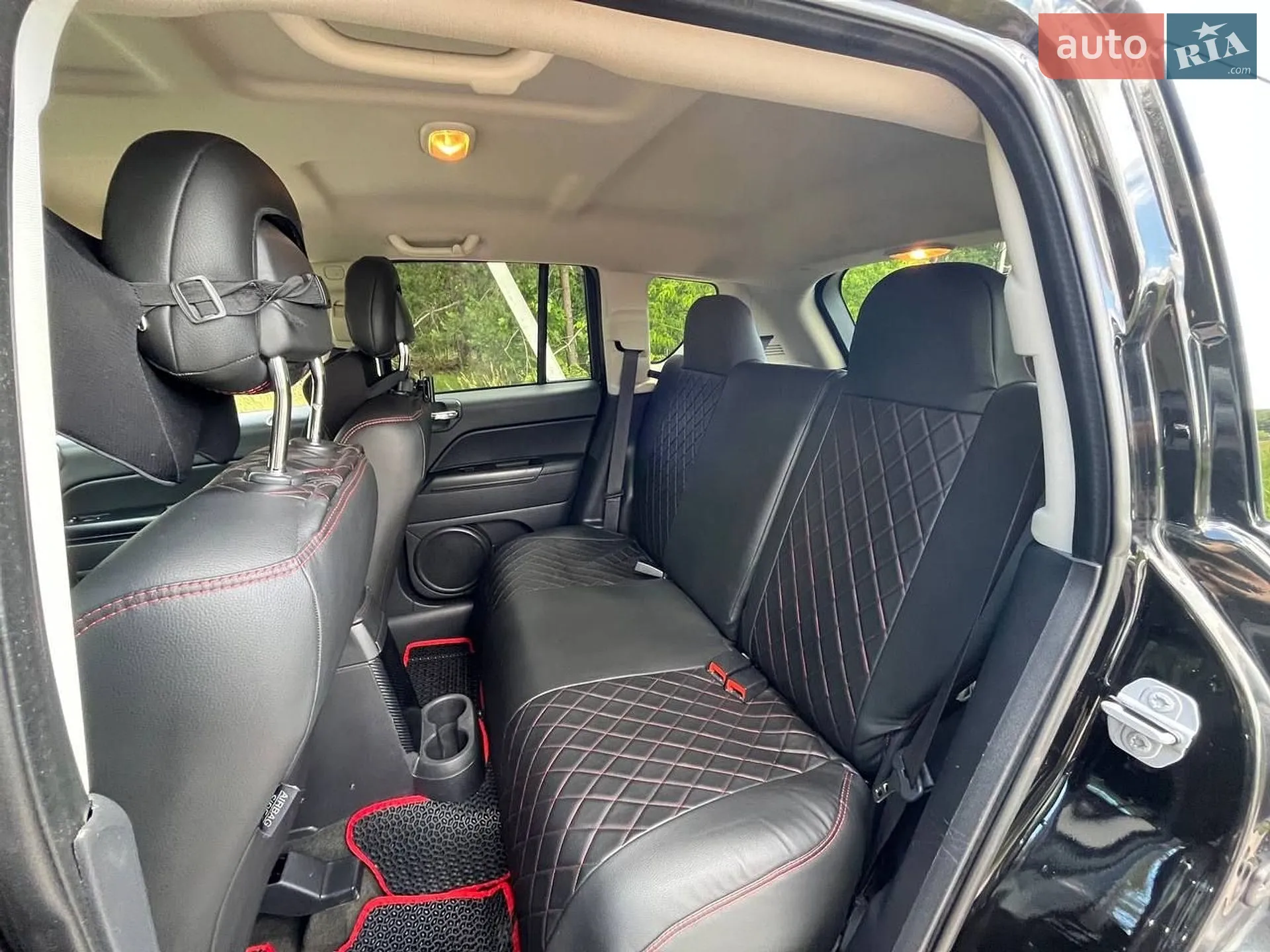 2016 Jeep Compass - мініатюра 12