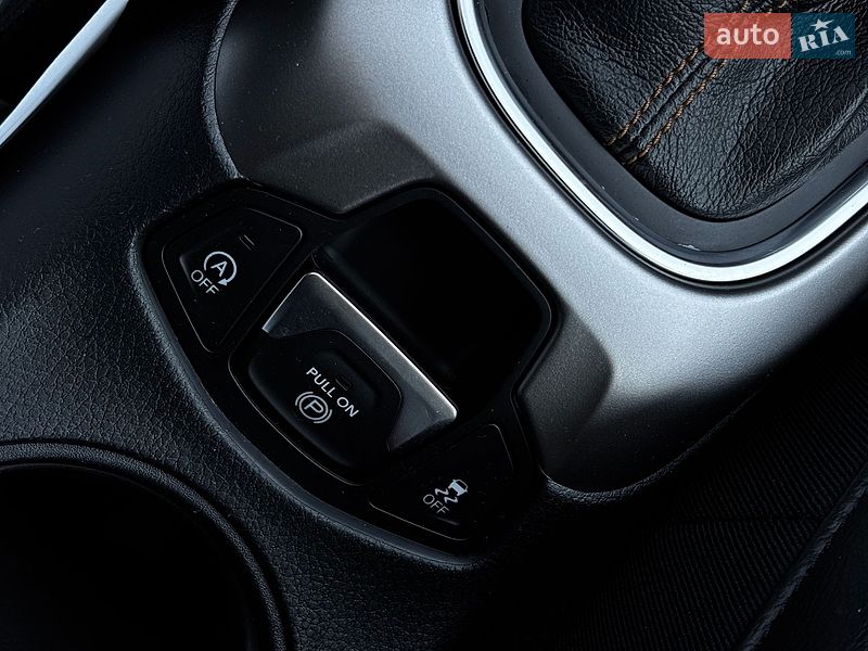 Позашляховик / Кросовер Jeep Compass 2017 в Білогородці