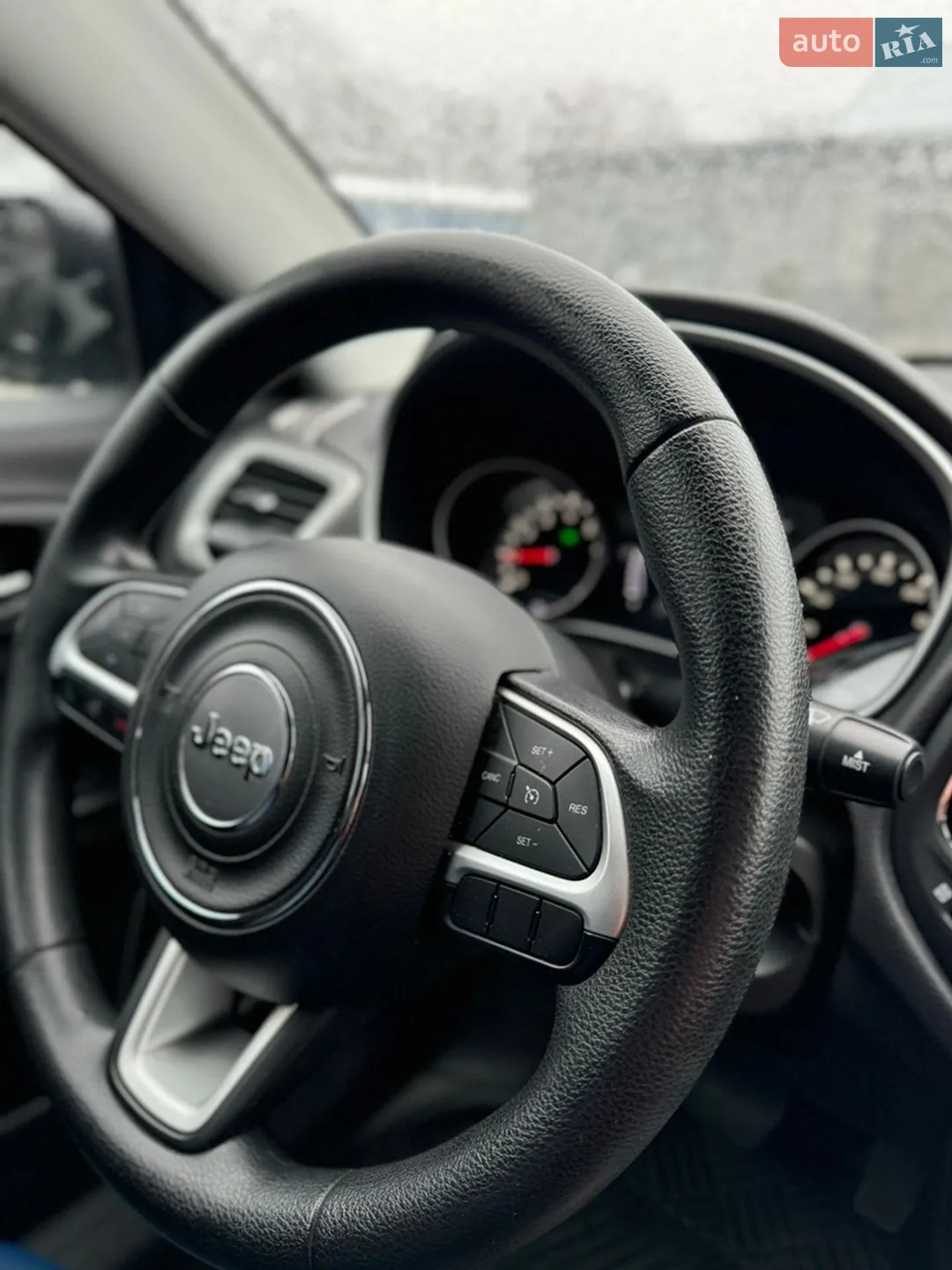 2017 Jeep Compass - мініатюра 14