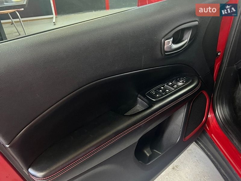 Внедорожник / Кроссовер Jeep Compass 2020 в Белогородке