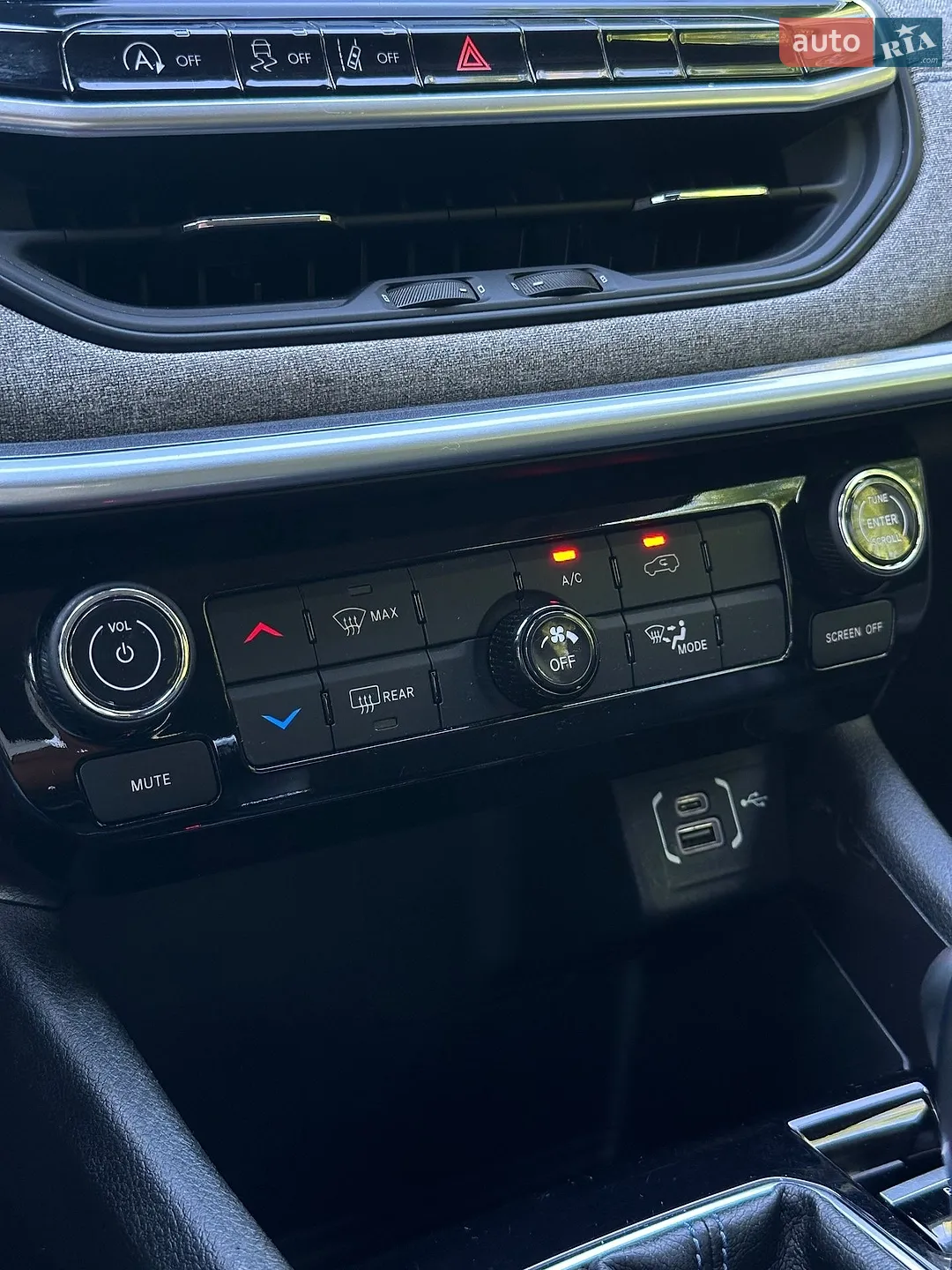 2021 Jeep Compass - мініатюра 38