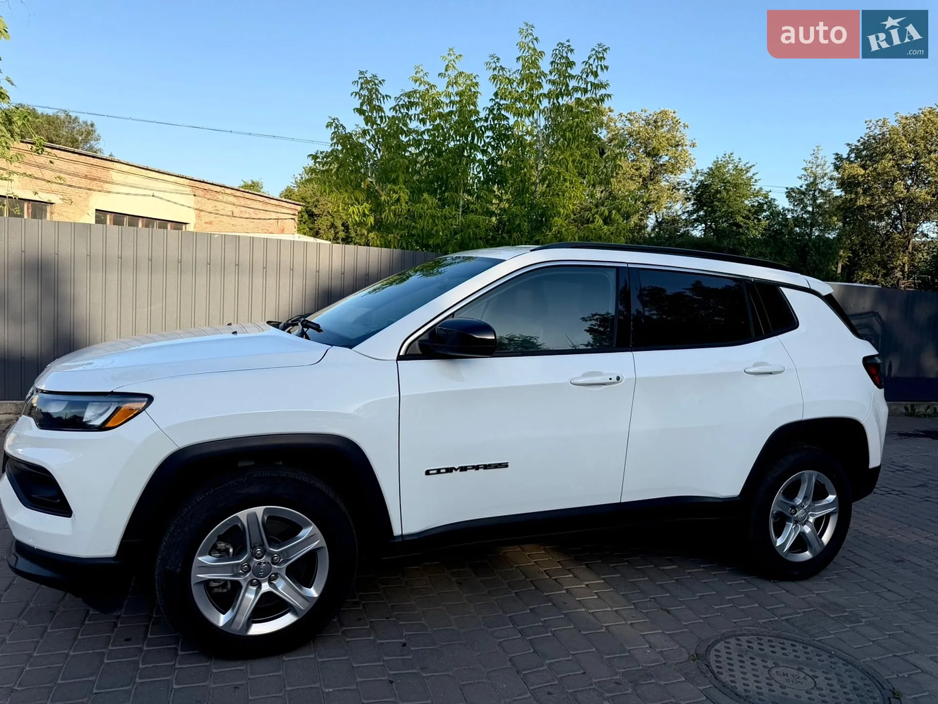 2023 Jeep Compass - мініатюра 2