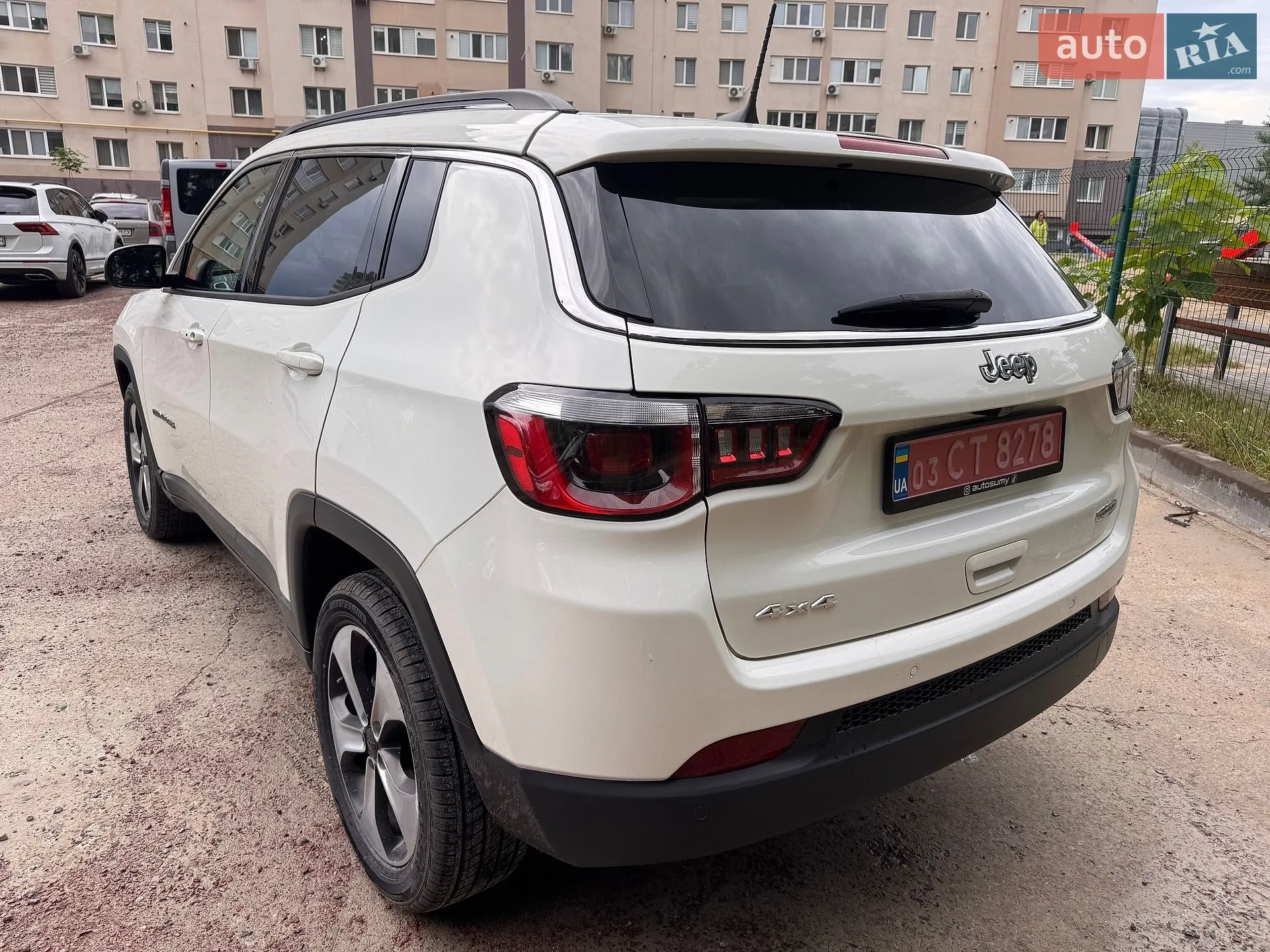 2017 Jeep Compass - мініатюра 11