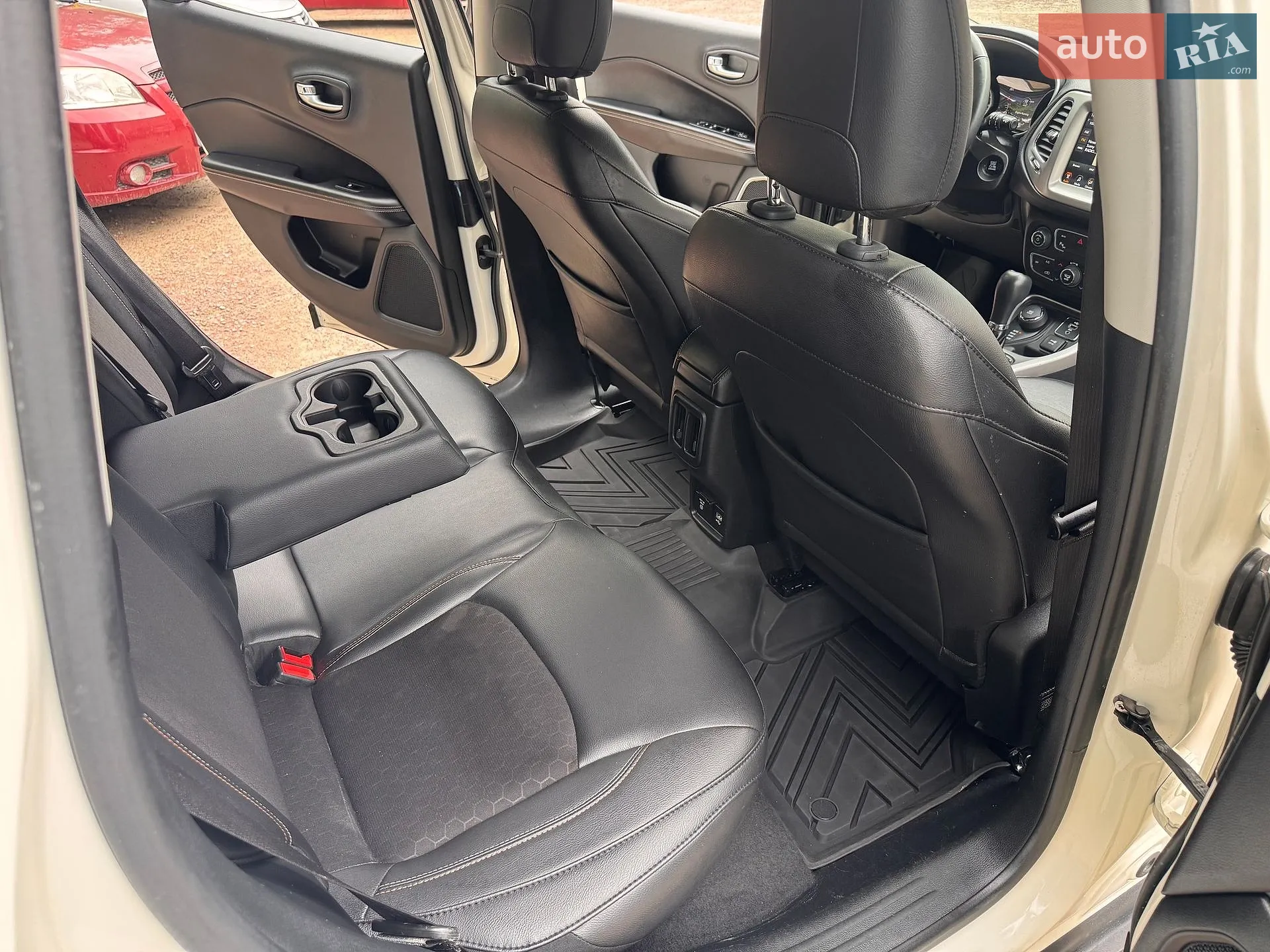 2017 Jeep Compass - мініатюра 24