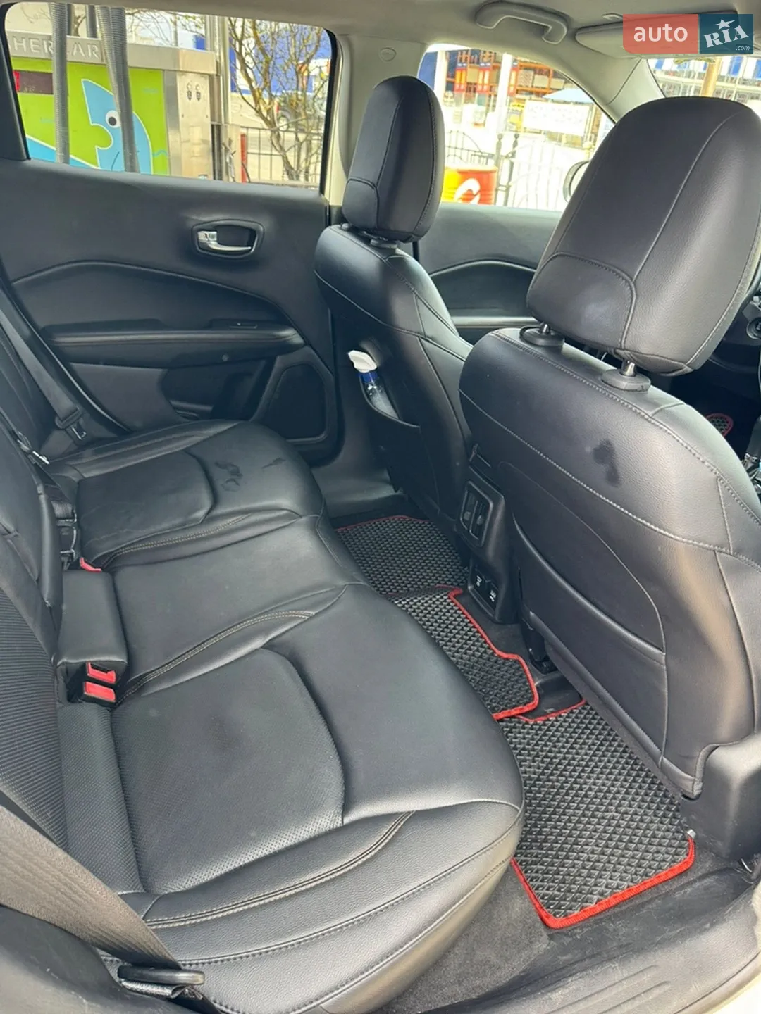 2017 Jeep Compass - мініатюра 9
