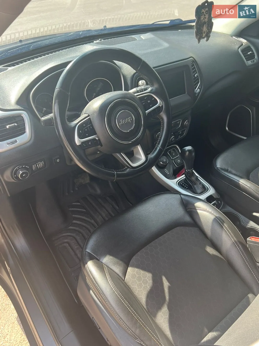 2017 Jeep Compass - мініатюра 9
