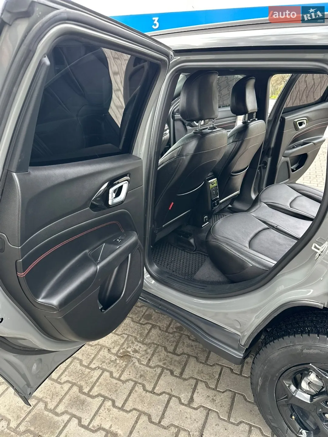 2023 Jeep Compass - мініатюра 30