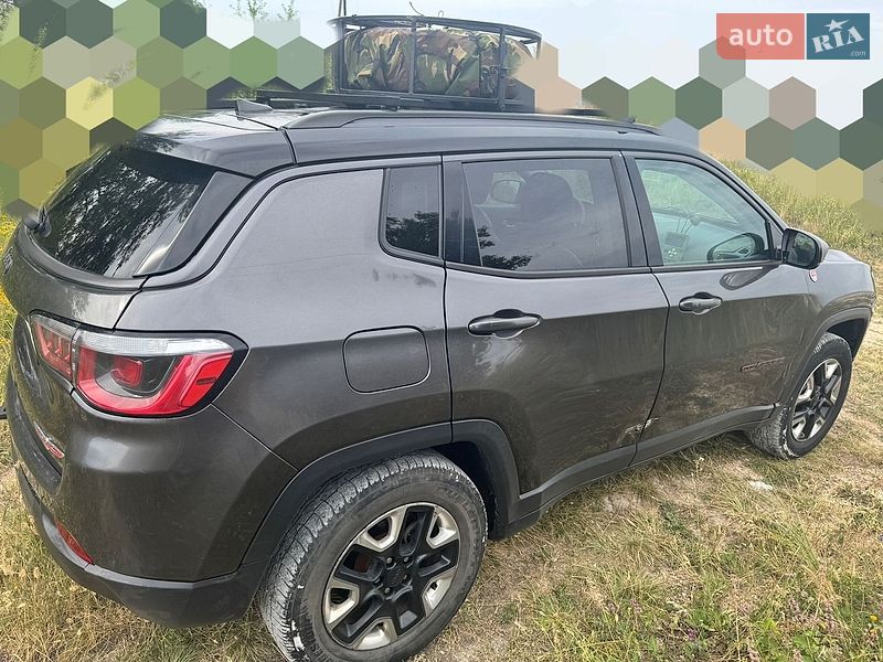 Внедорожник / Кроссовер Jeep Compass 2018 в Ирпене