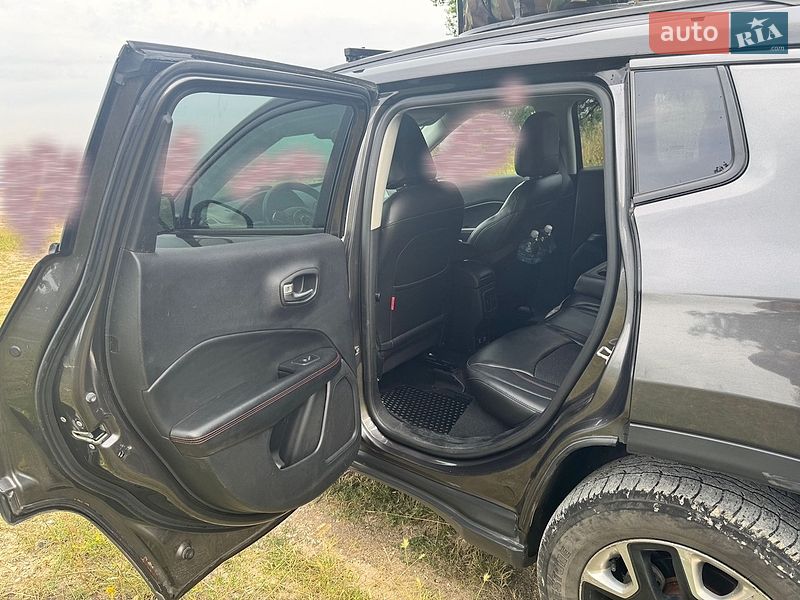 Внедорожник / Кроссовер Jeep Compass 2018 в Ирпене