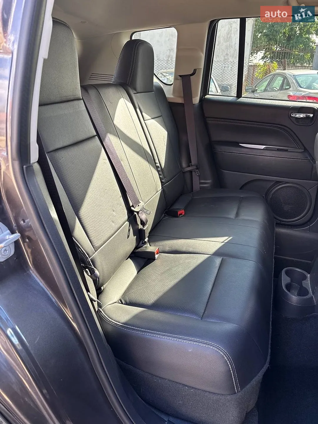 2016 Jeep Compass - мініатюра 36
