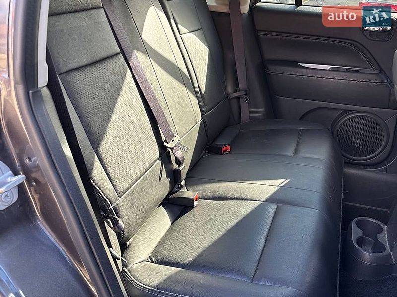 Внедорожник / Кроссовер Jeep Compass 2016 в Стрые