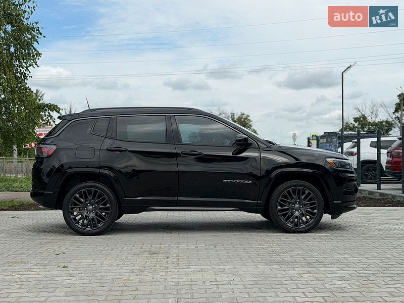 Внедорожник / Кроссовер Jeep Compass 2022 в Первомайске