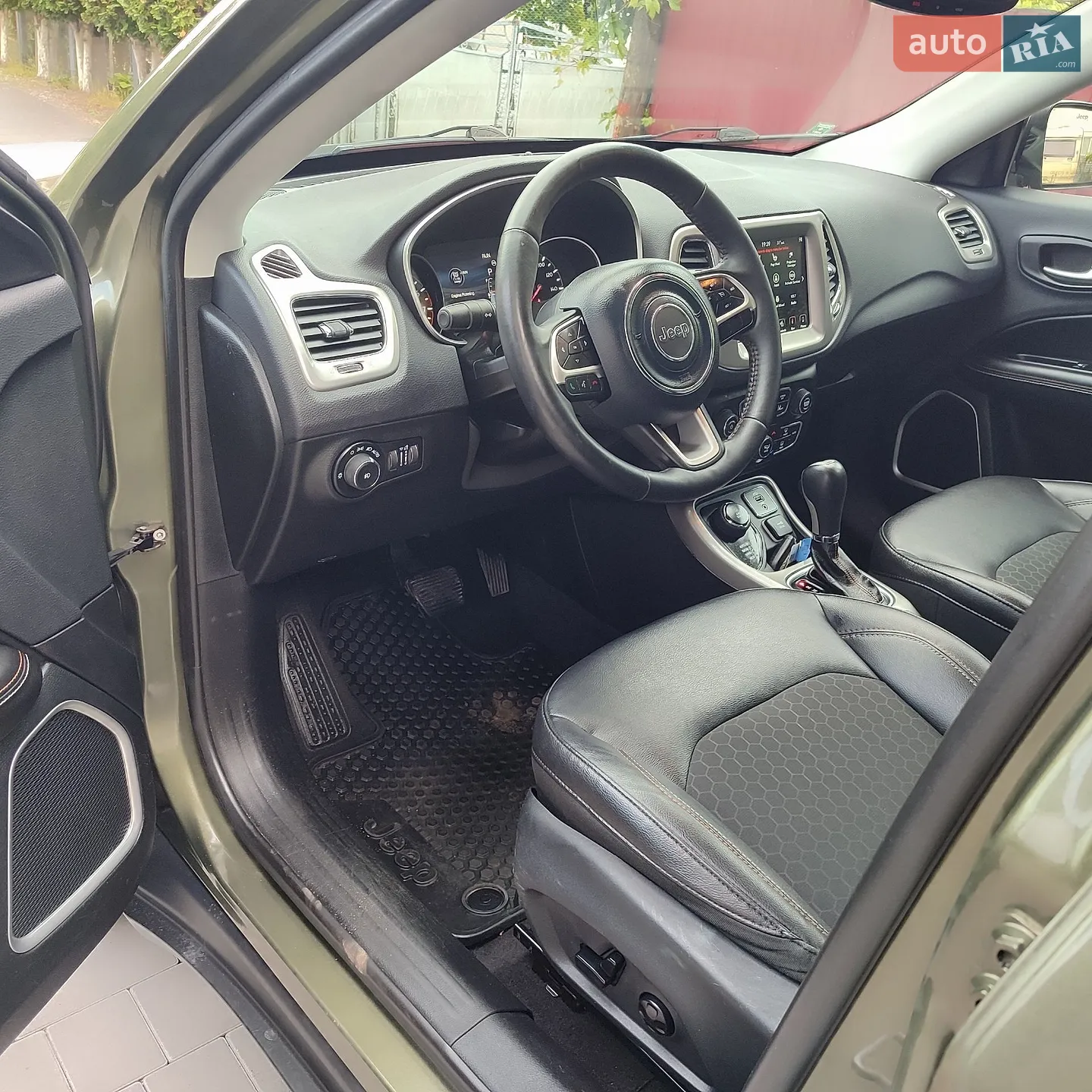 2018 Jeep Compass - мініатюра 18