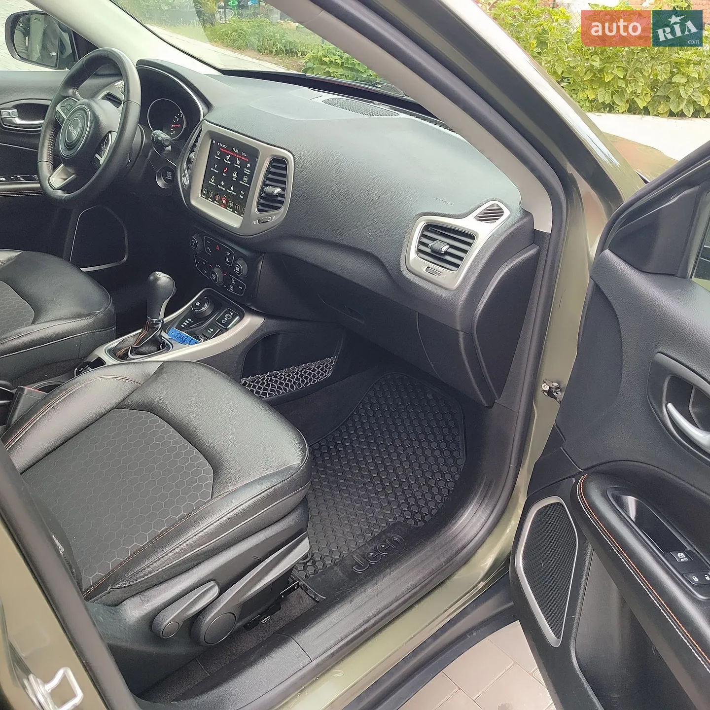 2018 Jeep Compass - мініатюра 26