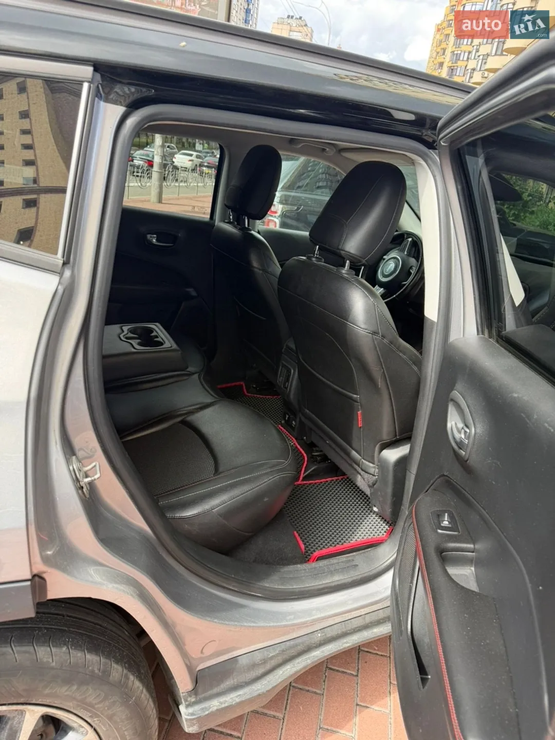 2020 Jeep Compass - мініатюра 6