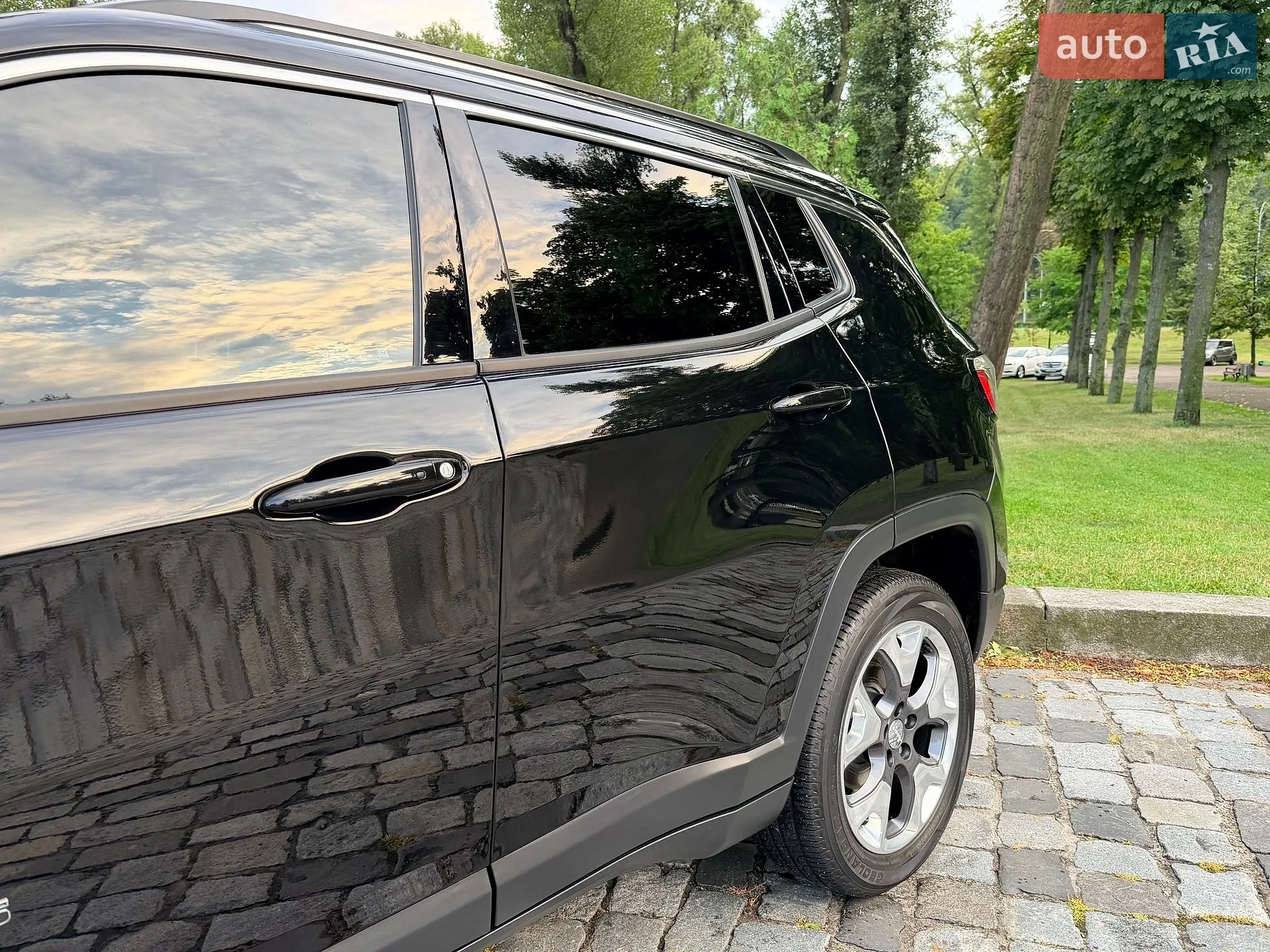 2020 Jeep Compass - мініатюра 17