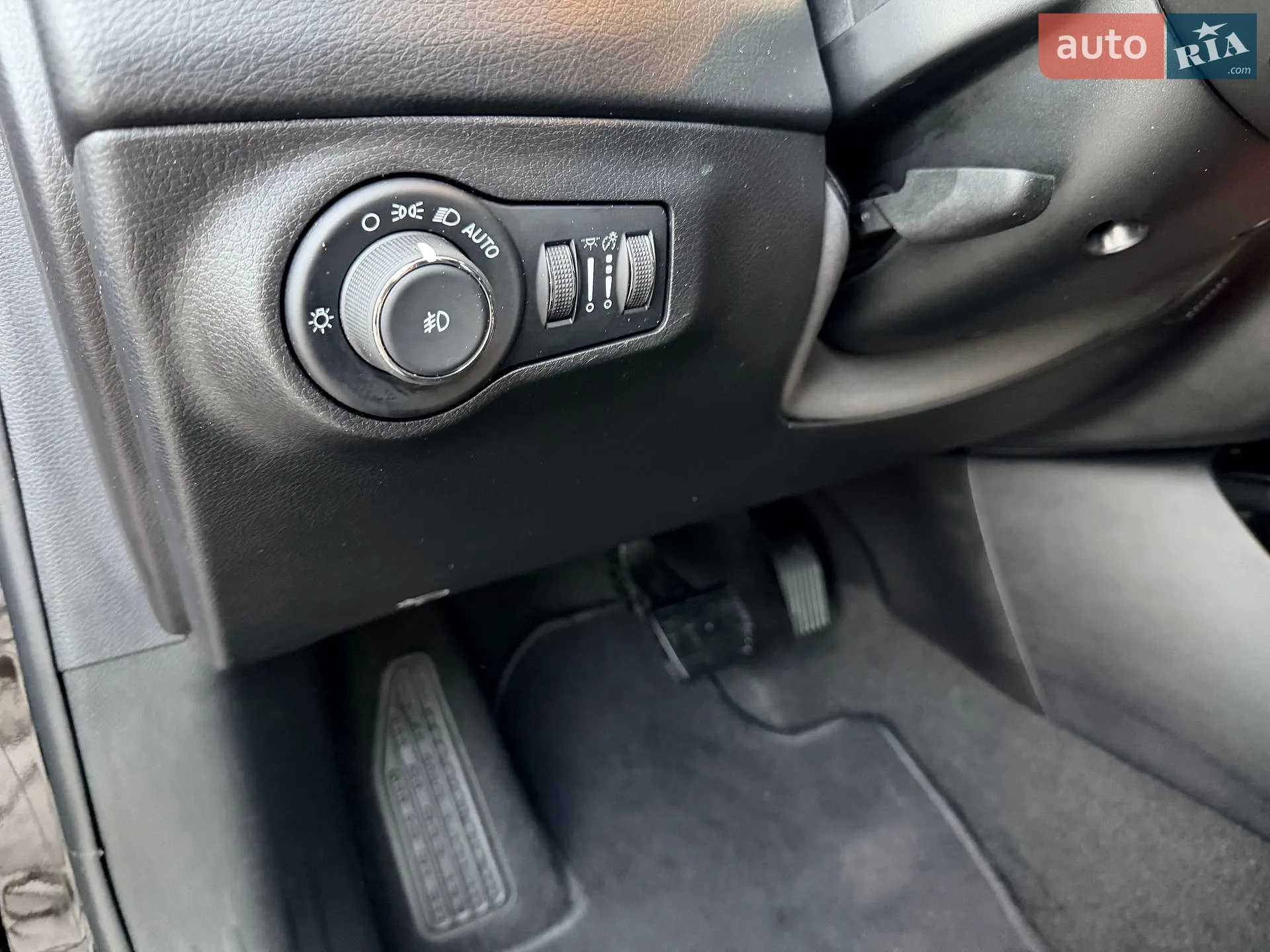 2020 Jeep Compass - мініатюра 93