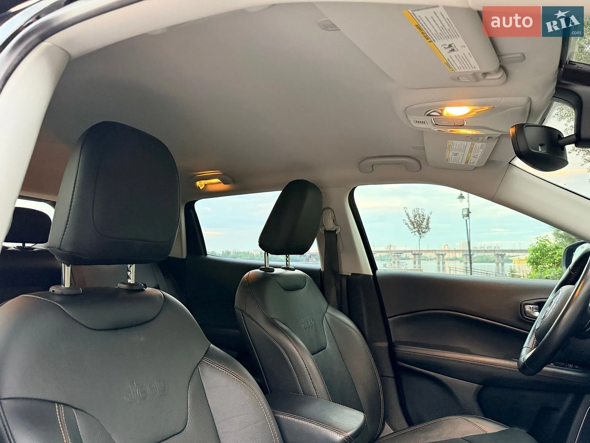 2020 Jeep Compass - мініатюра 129