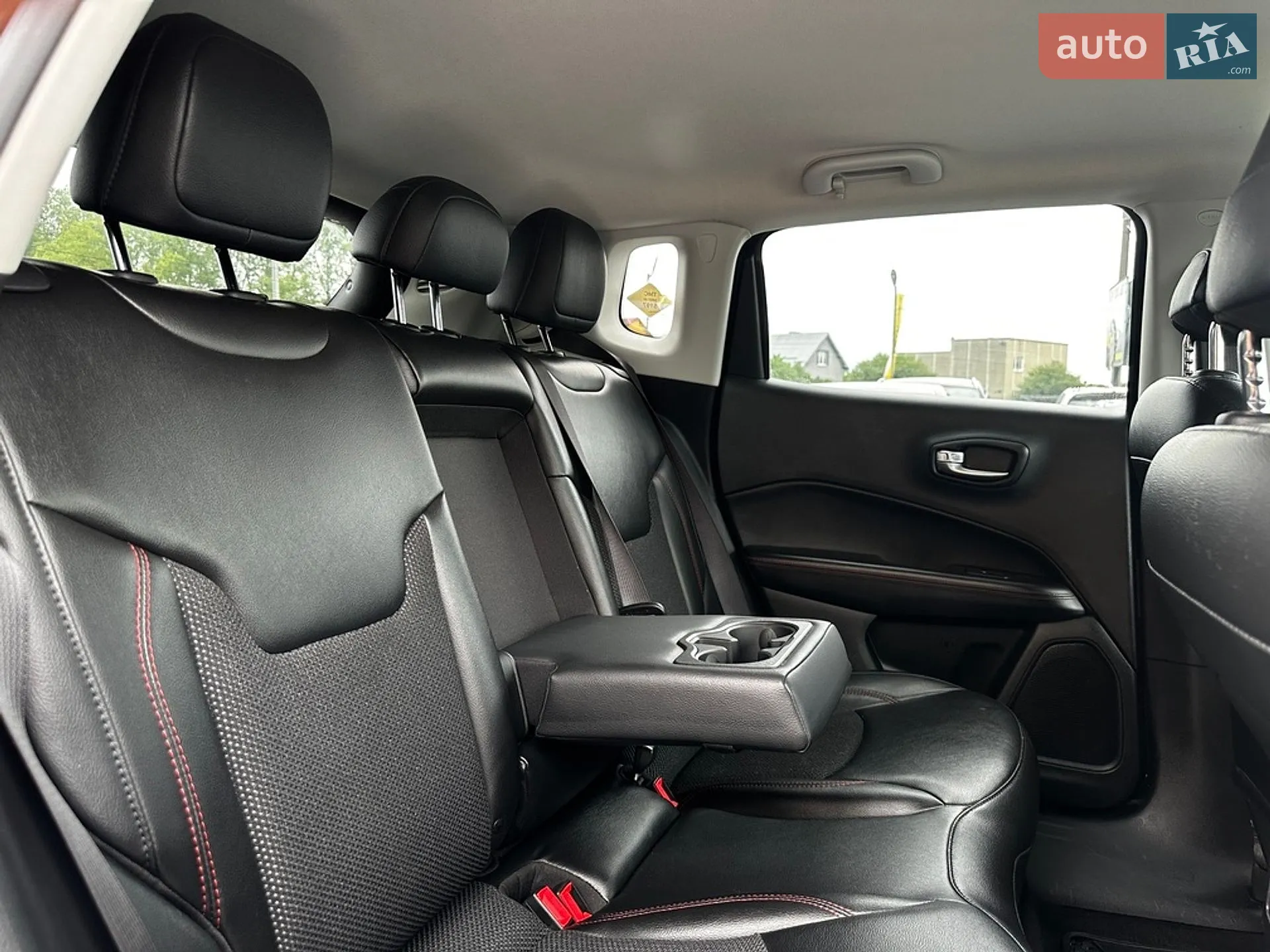 2019 Jeep Compass - мініатюра 29