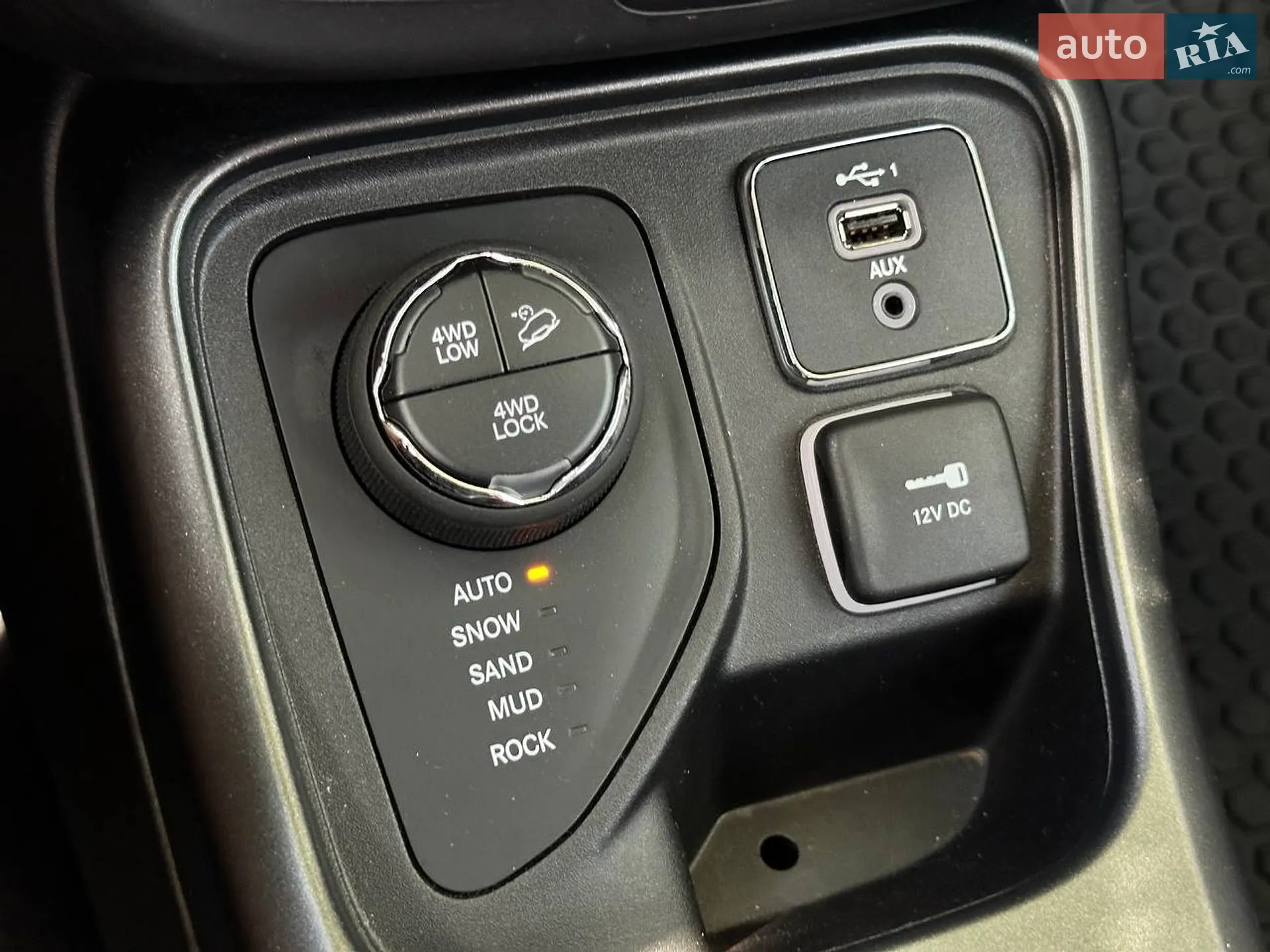 2019 Jeep Compass - мініатюра 39