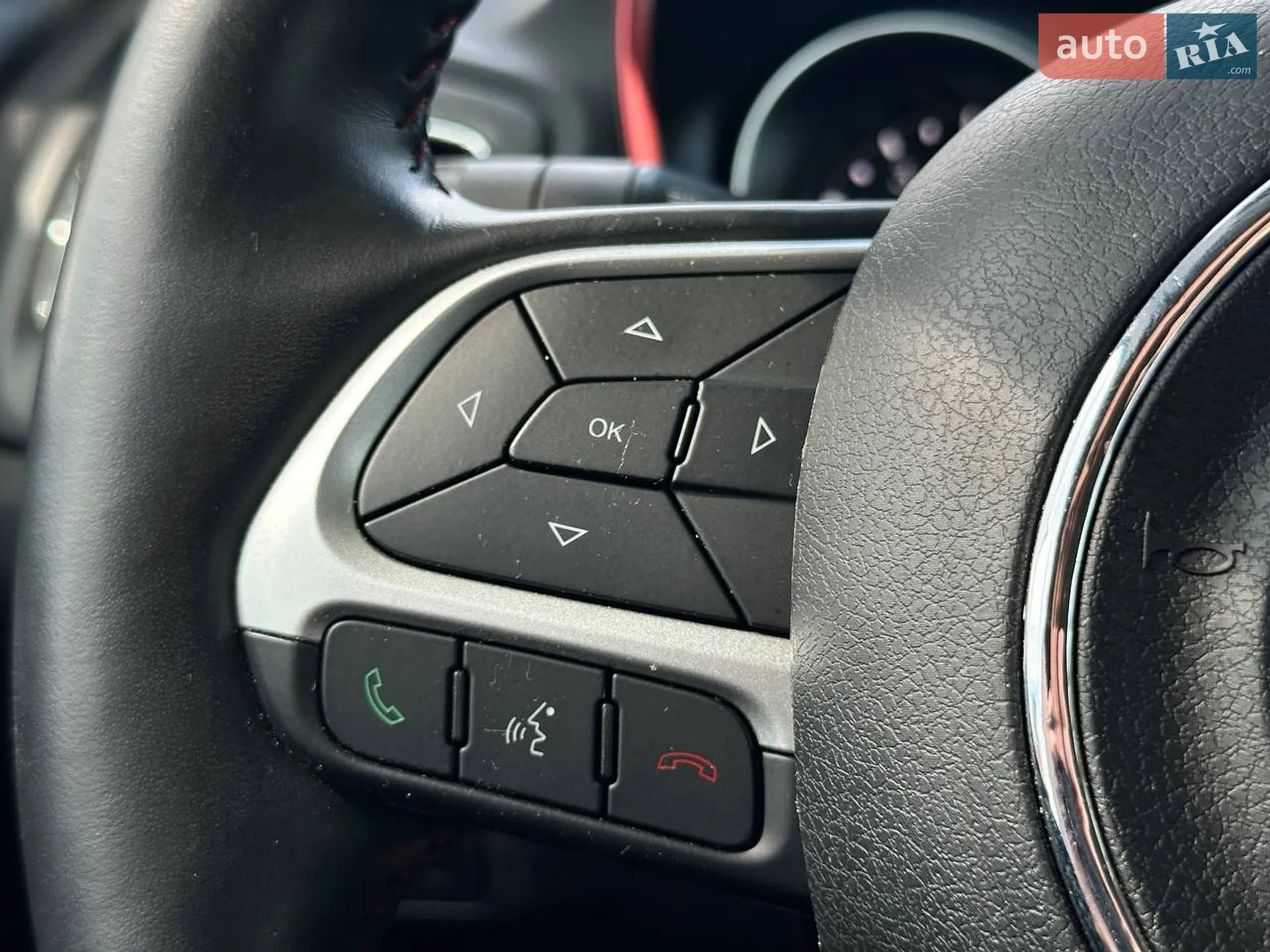 2019 Jeep Compass - мініатюра 41