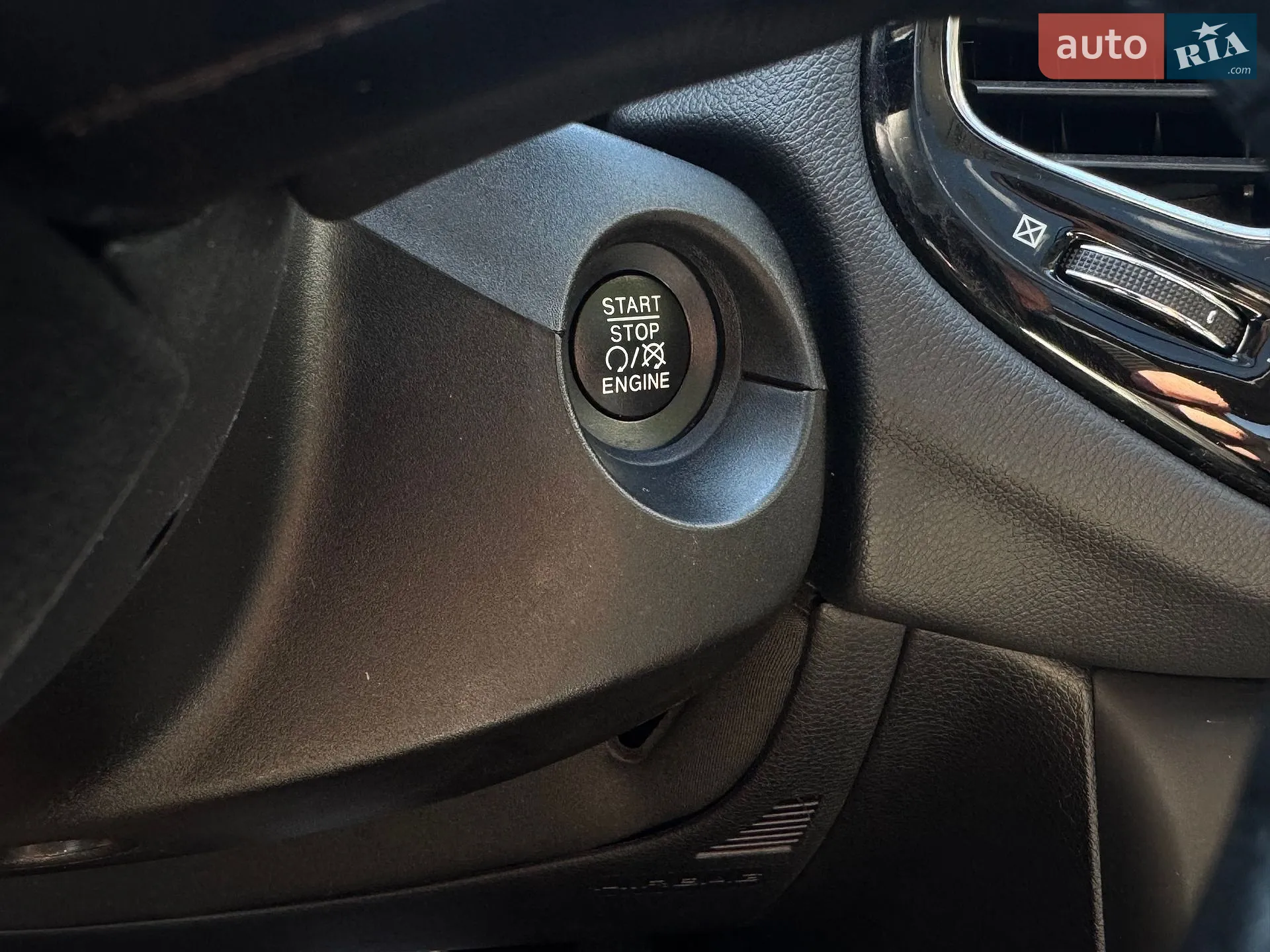 2019 Jeep Compass - мініатюра 10