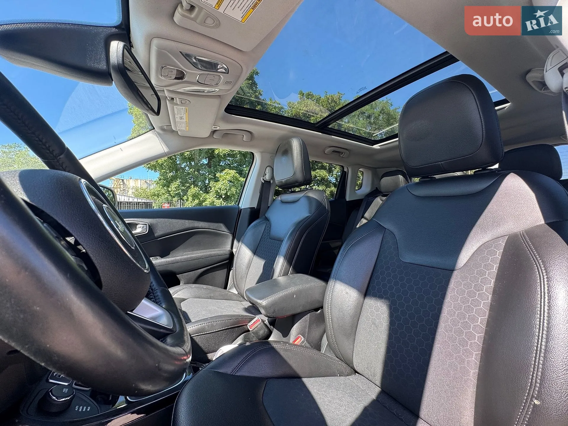 2019 Jeep Compass - мініатюра 13