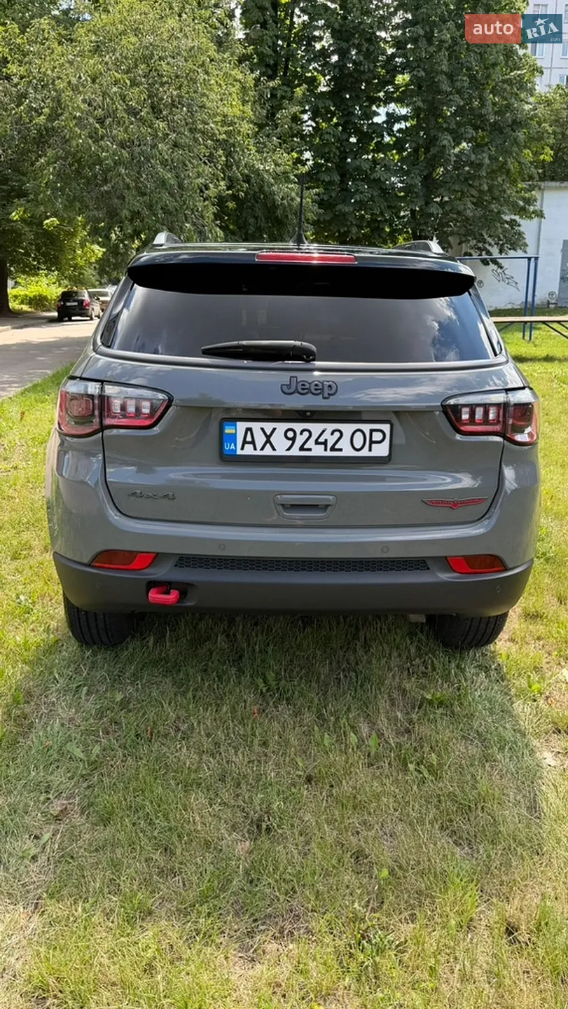 2021 Jeep Compass - мініатюра 3