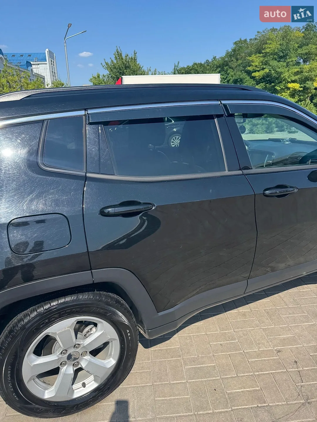 2020 Jeep Compass - мініатюра 12