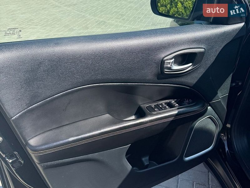 Внедорожник / Кроссовер Jeep Compass 2020 в Днепре
