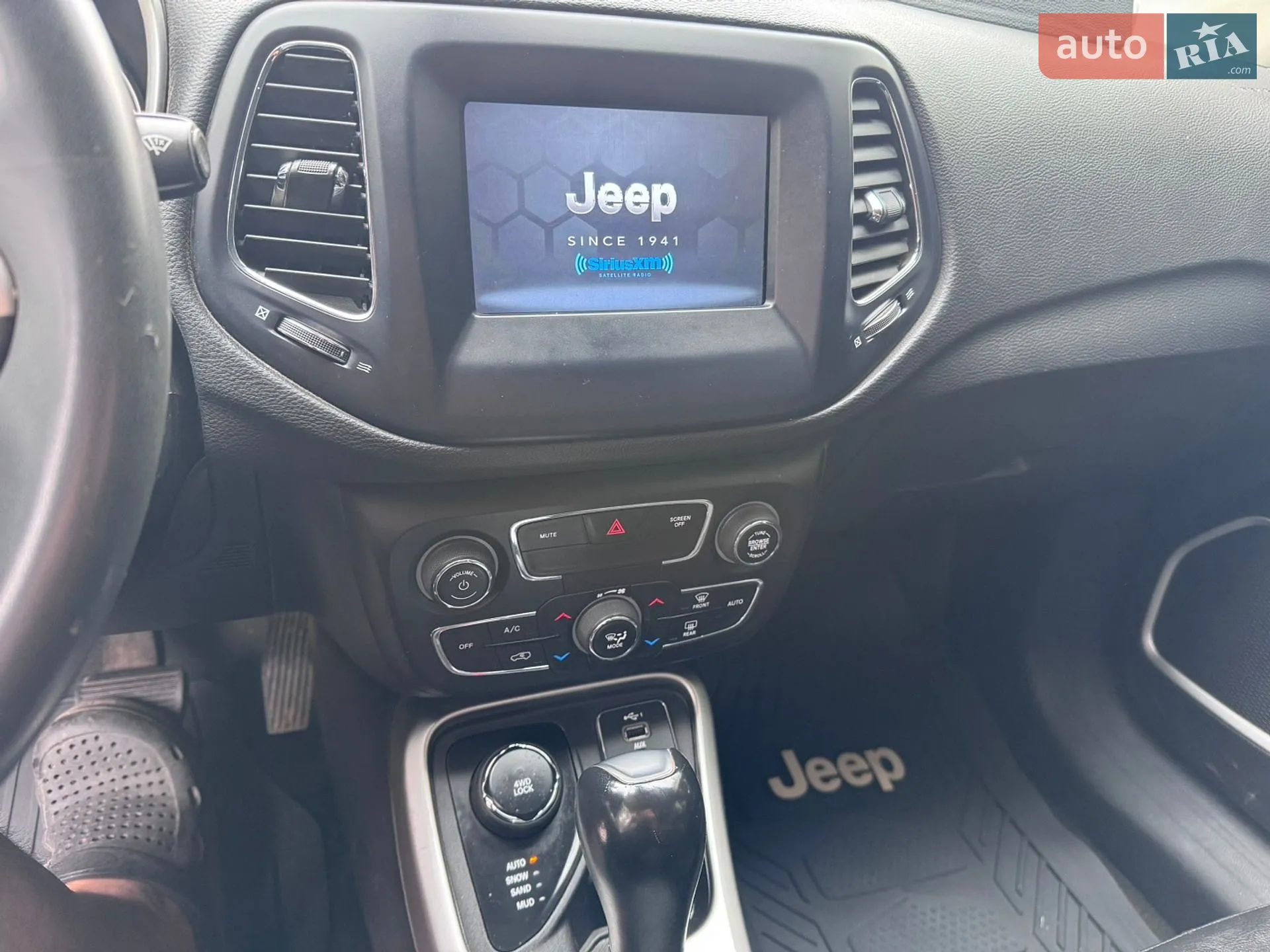 2020 Jeep Compass - мініатюра 14