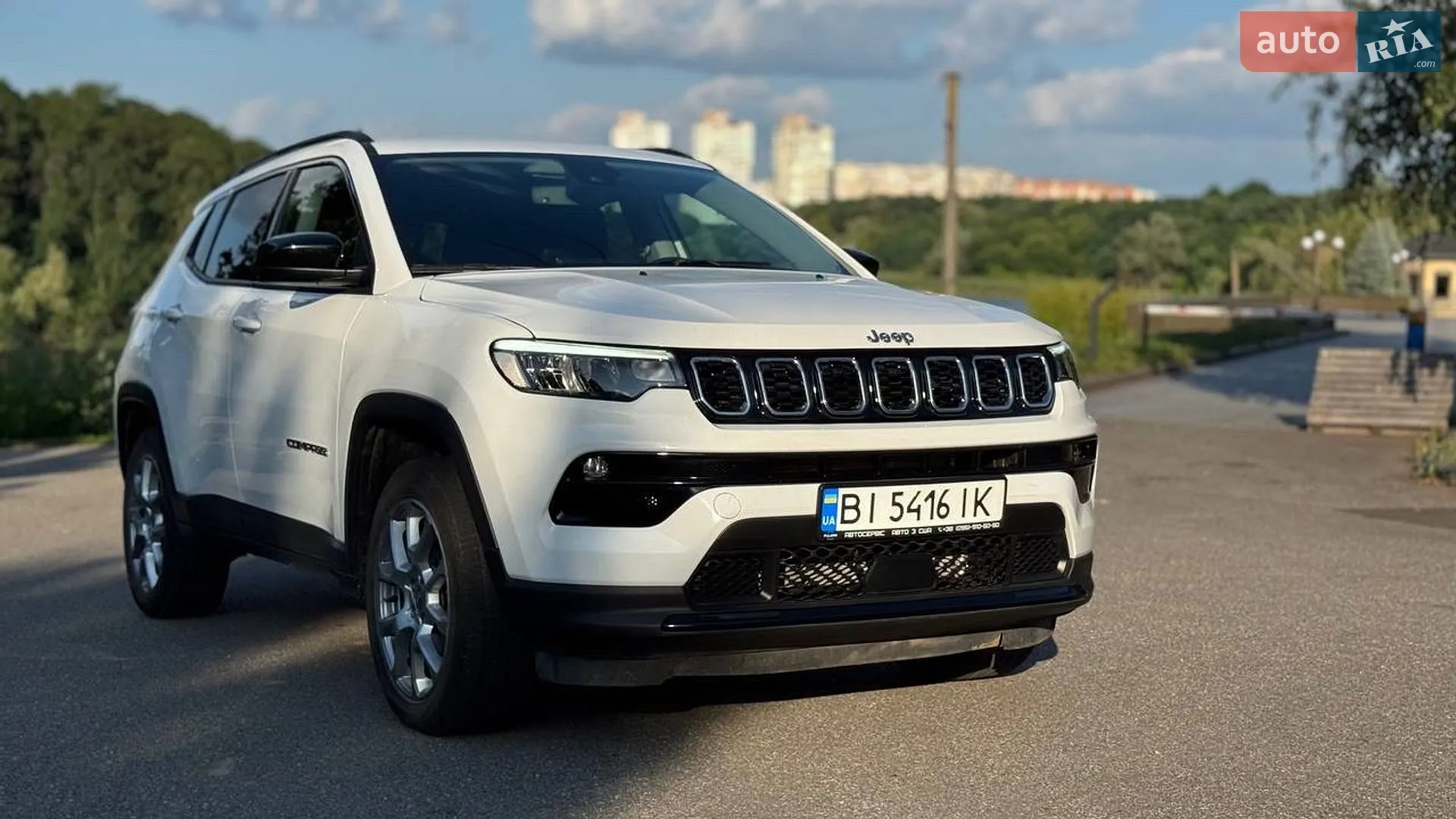 2022 Jeep Compass - фото 1
