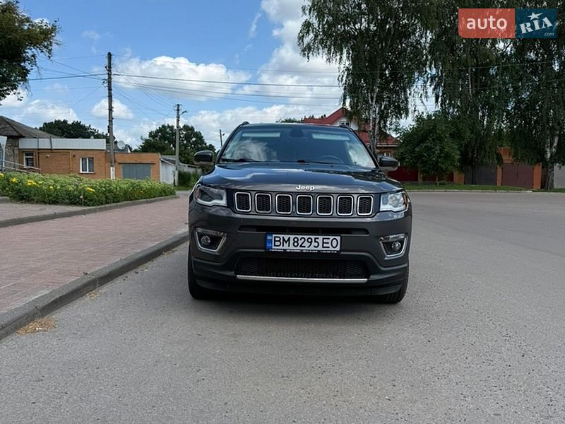 Внедорожник / Кроссовер Jeep Compass 2020 в Ромнах Внедорожник / Кроссовер Jeep Compass 2020 в Ромнах