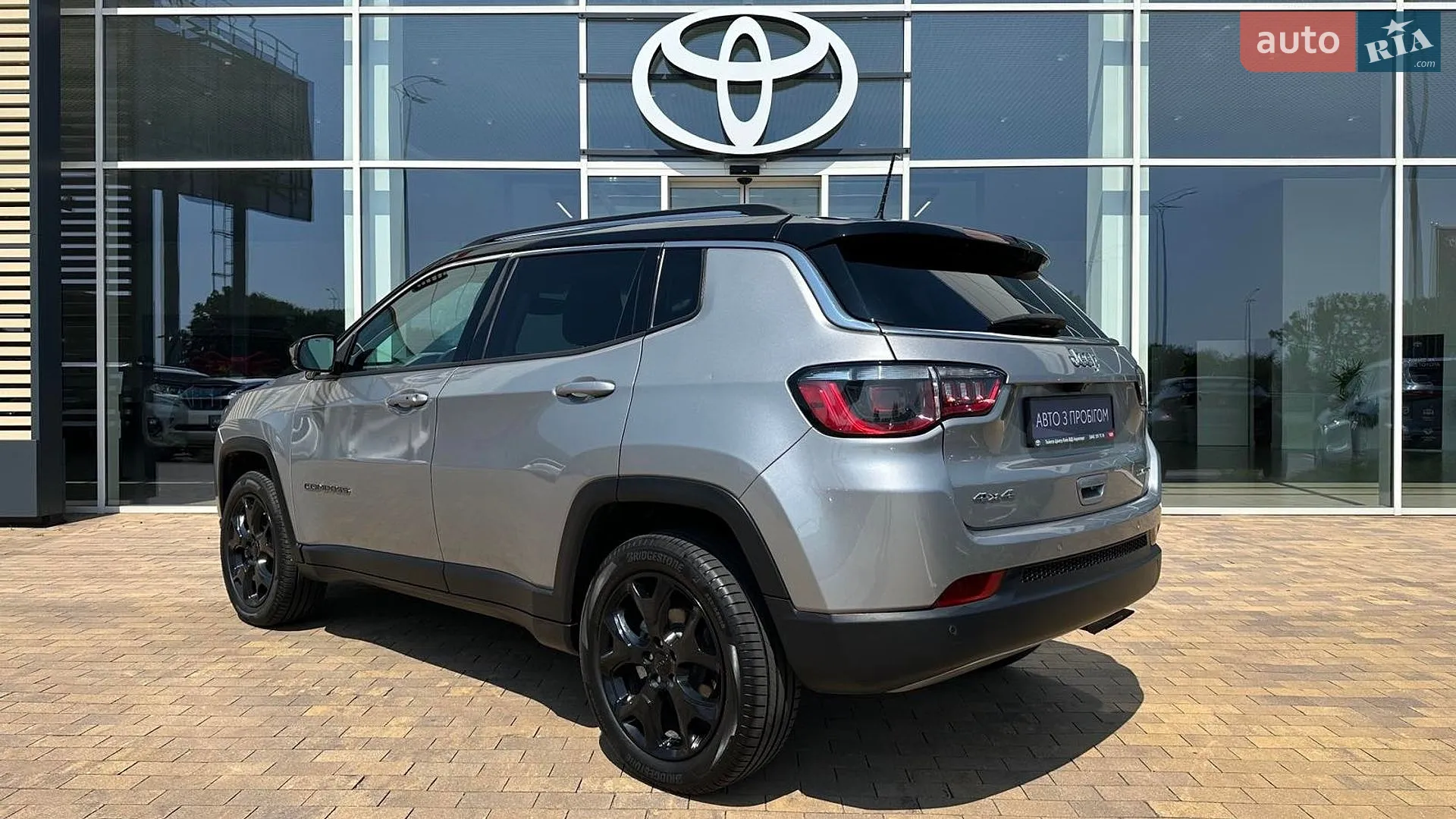 2021 Jeep Compass - мініатюра 2