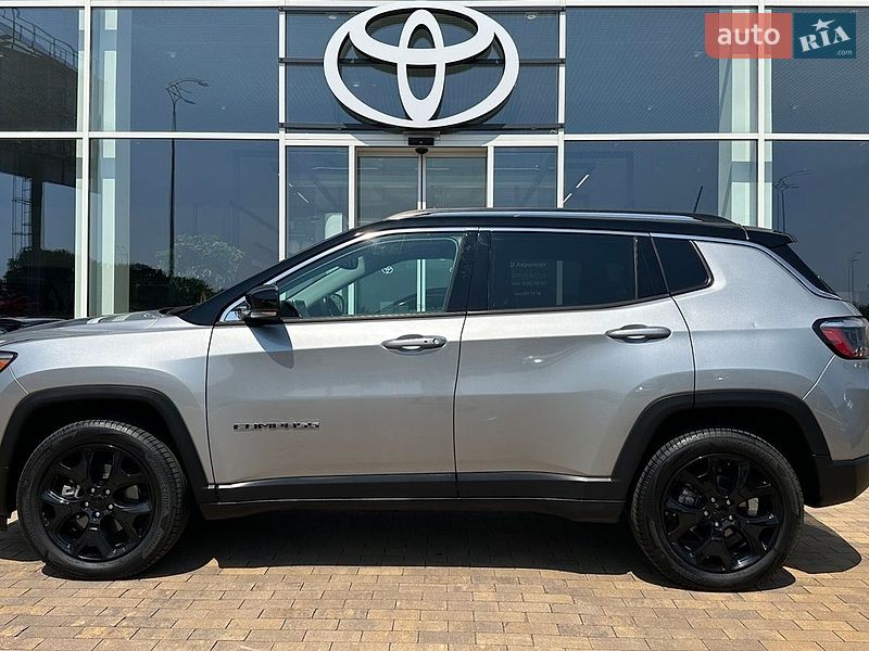 Внедорожник / Кроссовер Jeep Compass 2021 в Киеве