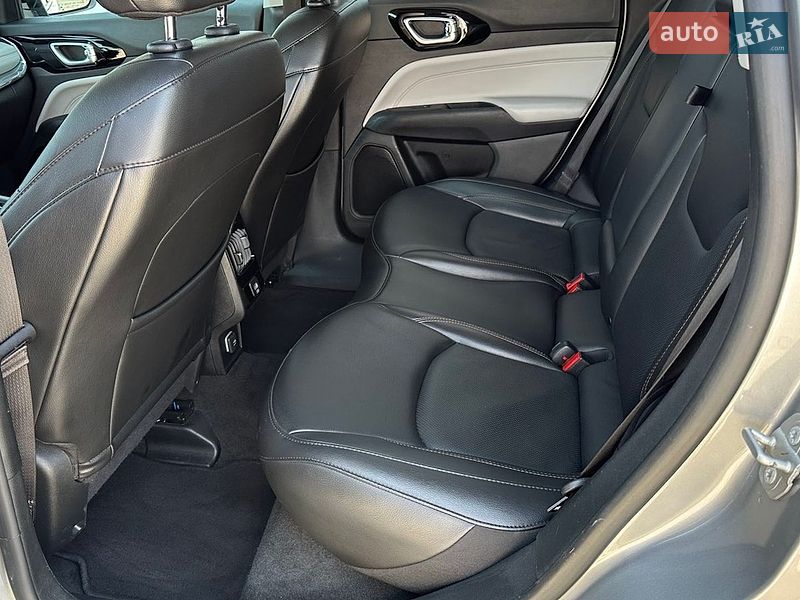 Внедорожник / Кроссовер Jeep Compass 2021 в Киеве