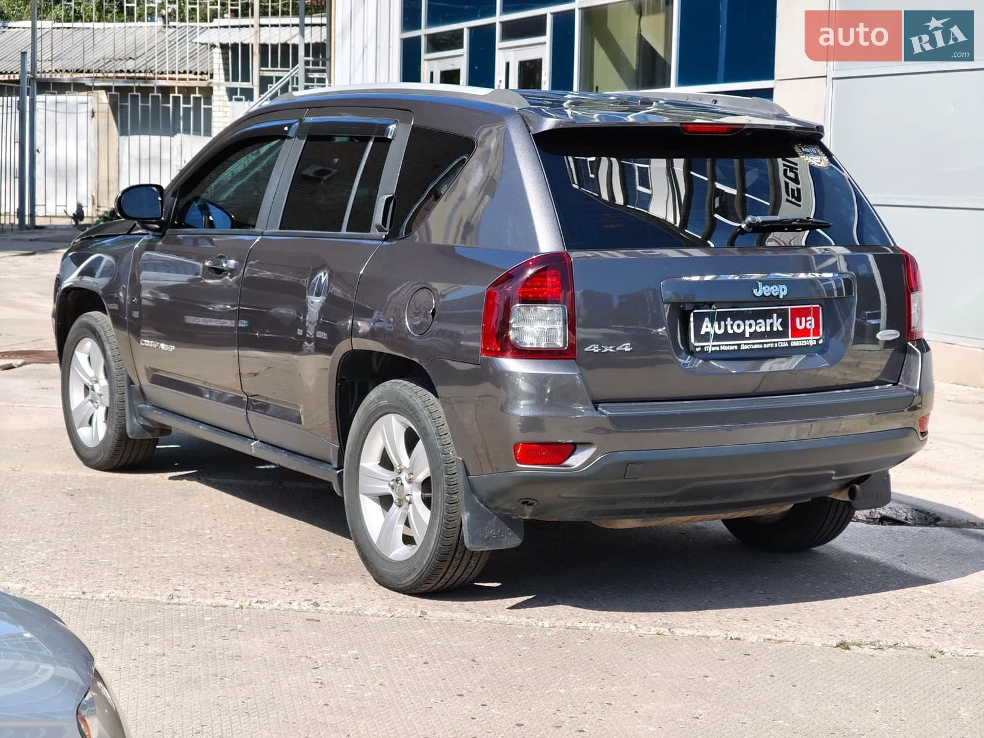 2016 Jeep Compass - мініатюра 8